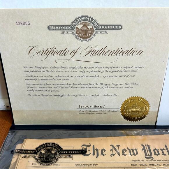 Vintage March 10, 1941 New York Times Newspaper WWII Era Collectible Certificate - Picture 5 of 16